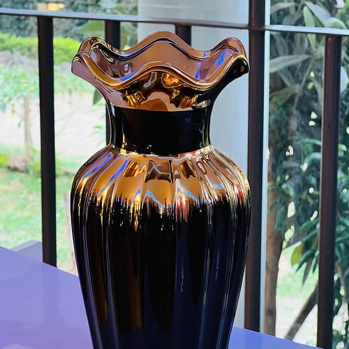 The Gilded Ceramic Vase The Gilded Ceramic Vase